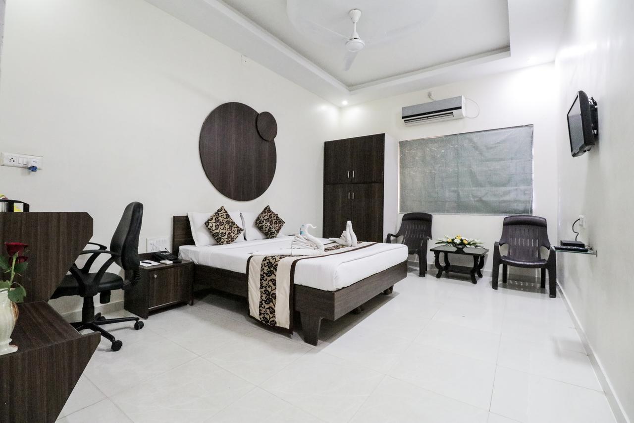 Whistling Meadows Resort Ahmedabad