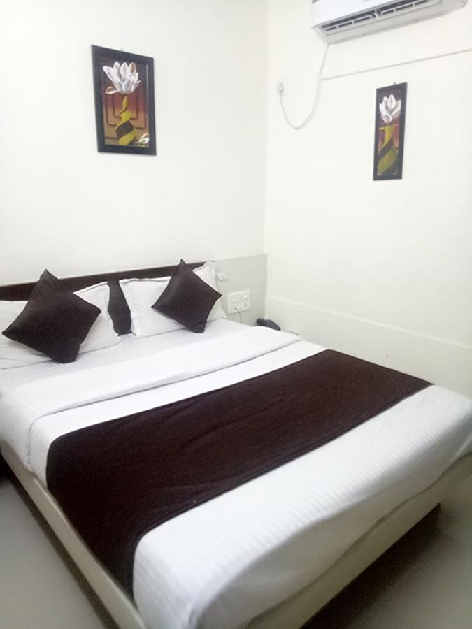Gopi Palace Hotel 3*