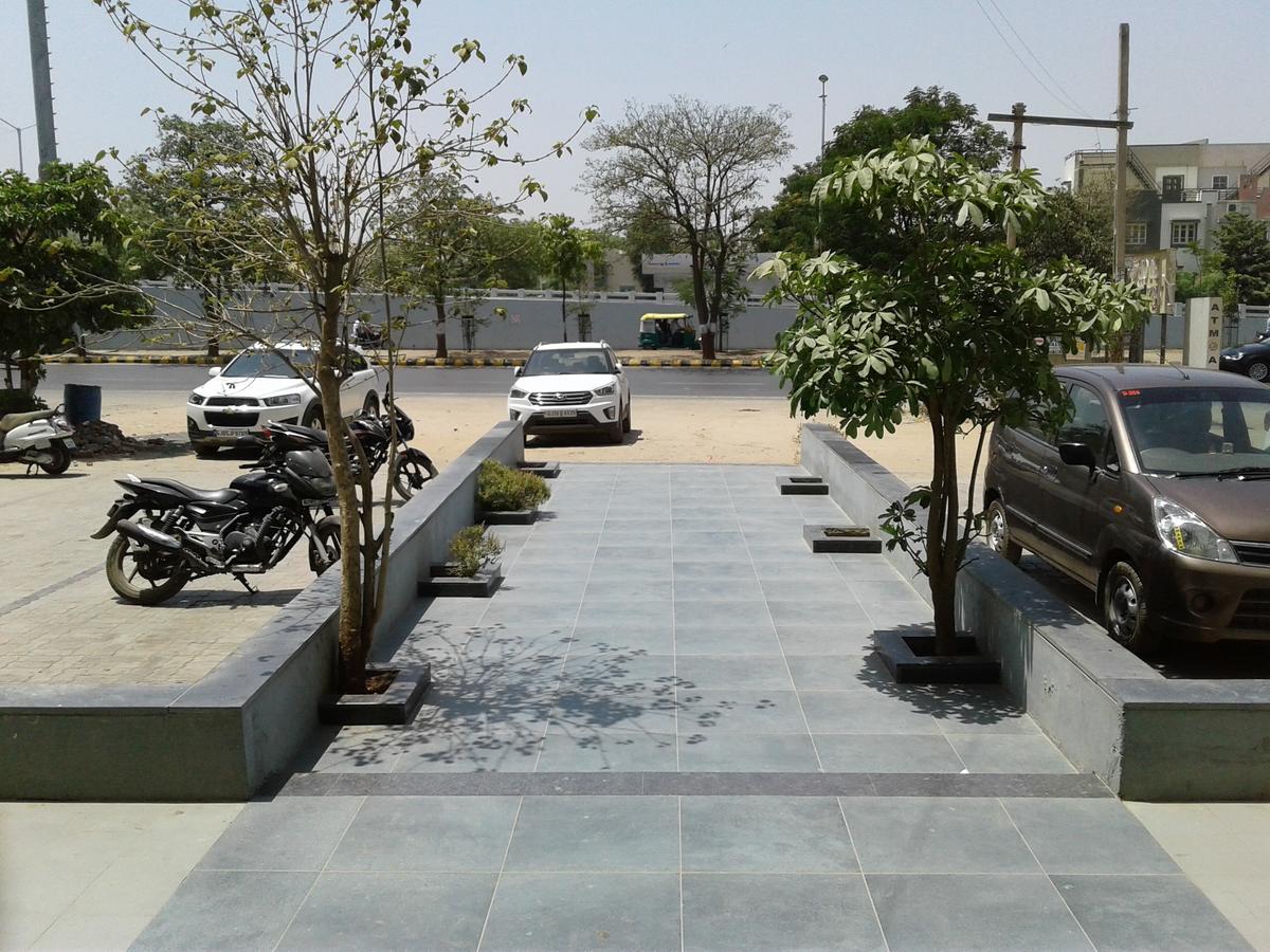 Citizen * Ahmedabad