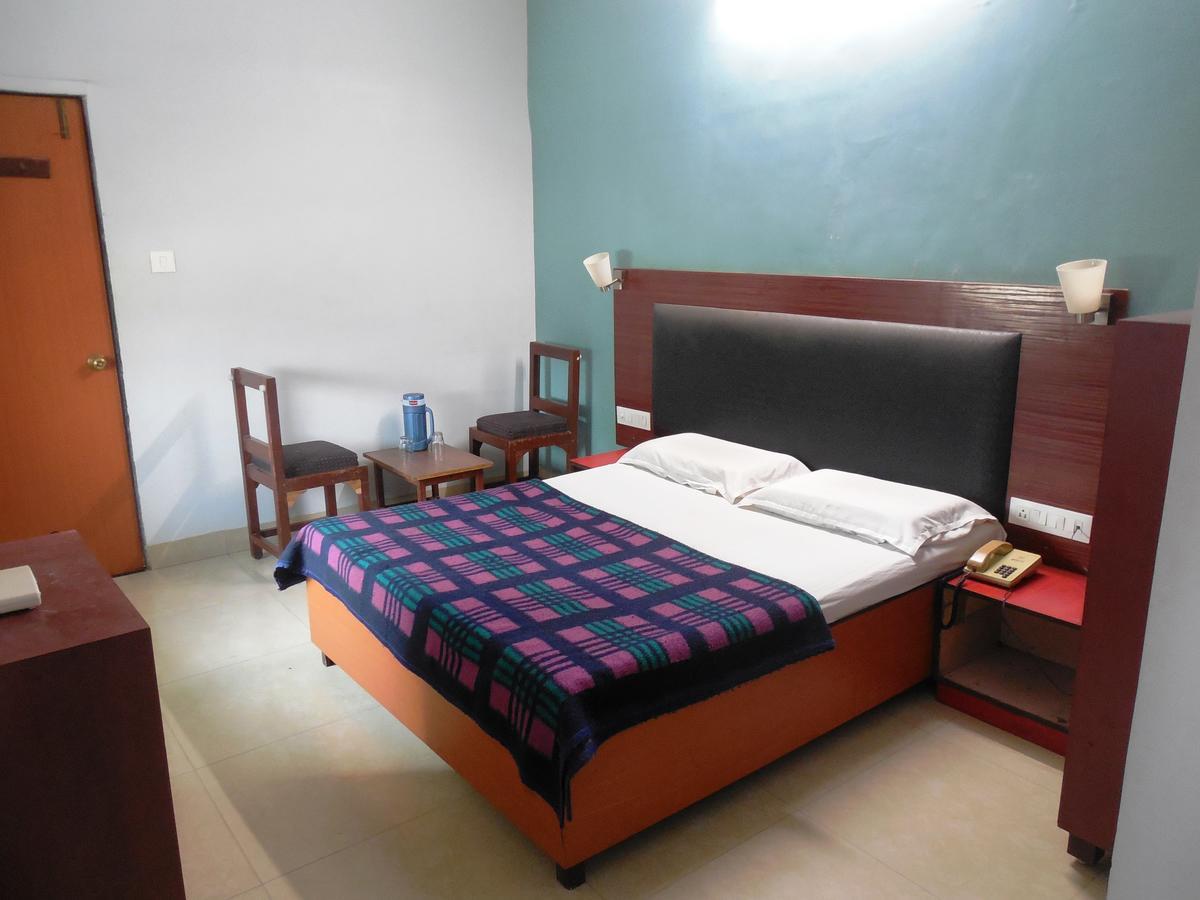 Silver Springs * Ahmedabad