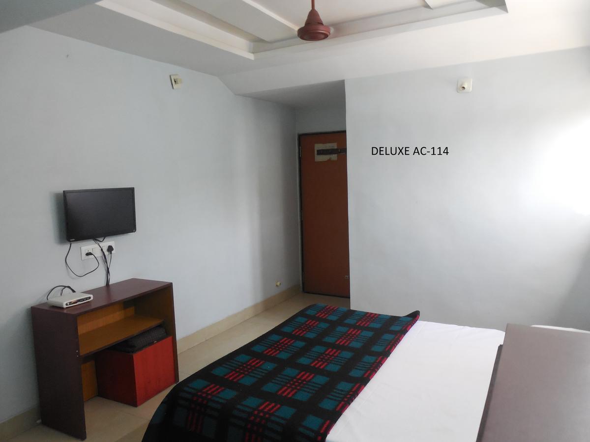 Silver Springs * Ahmedabad
