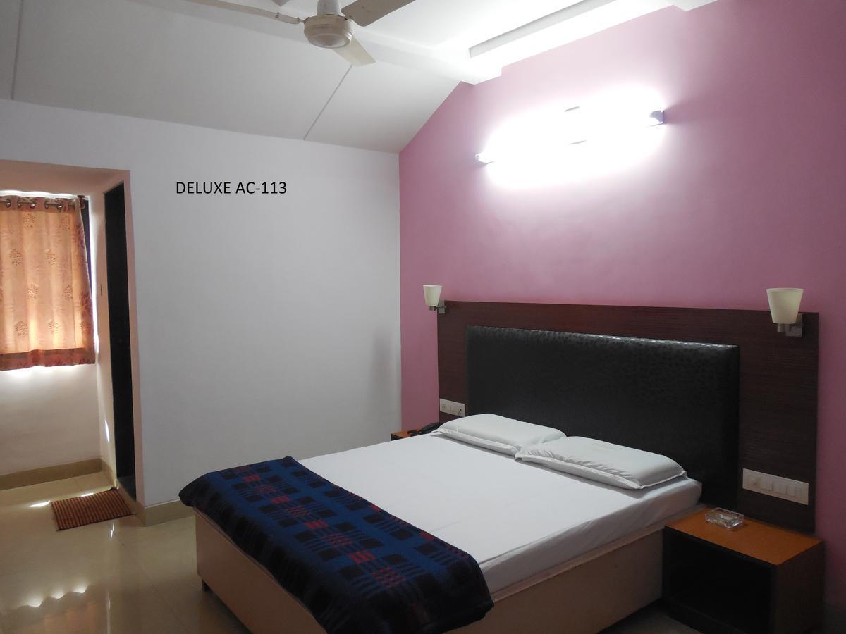 Silver Springs * Ahmedabad
