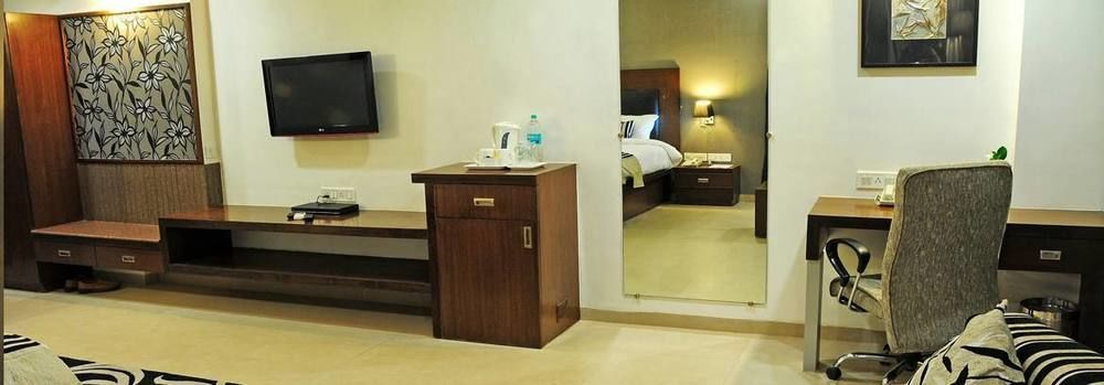 Sg Road 3* Ahmedabad