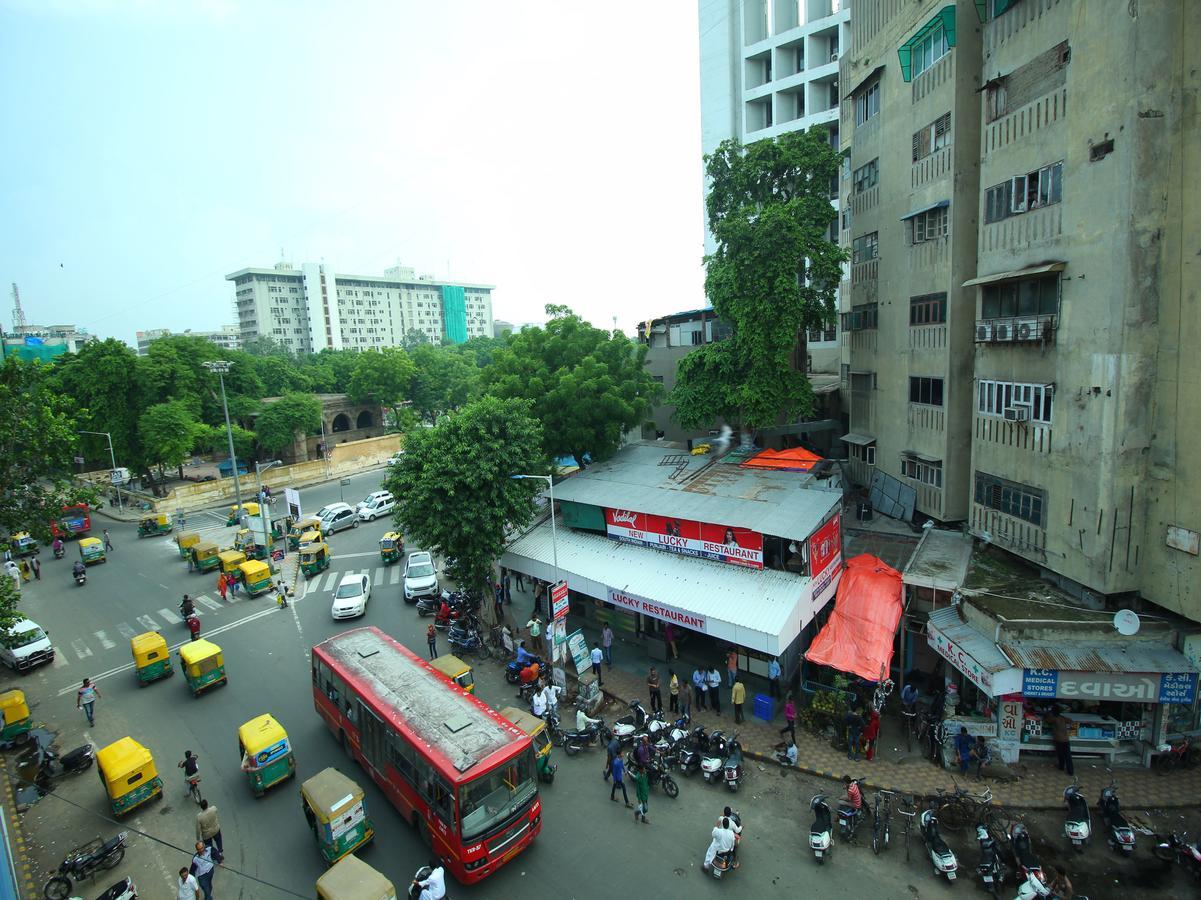Oyo Flagship 312 Near Ashram Road 3* Ahmedabad