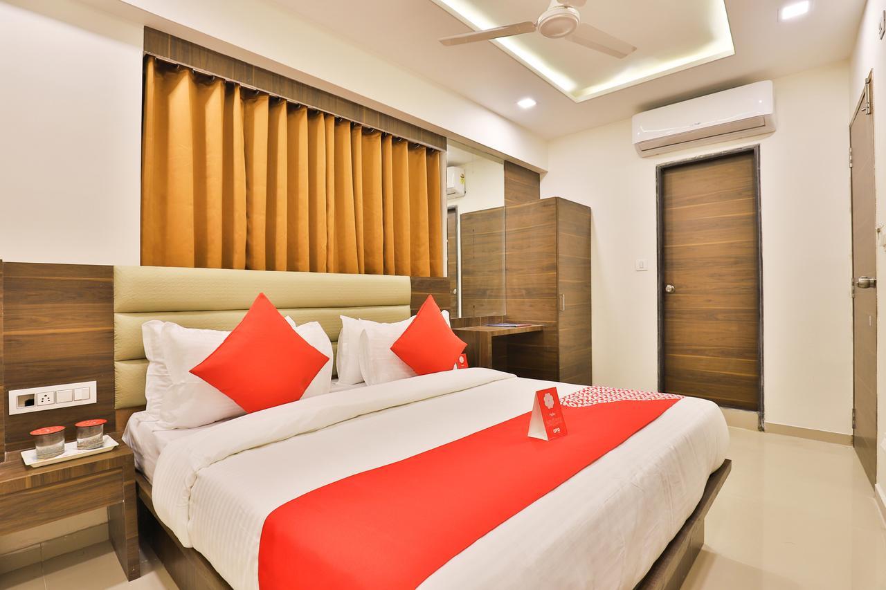 Oyo 11922 Sunstar 3* Ahmedabad