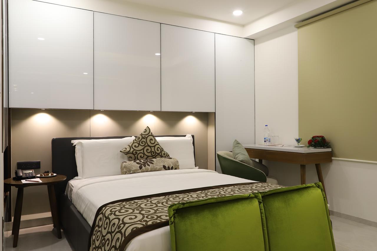 Ebony Residency 4*