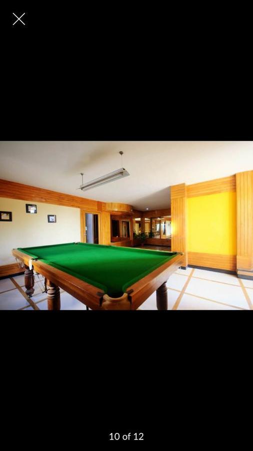 Hotel Yellow Lime *