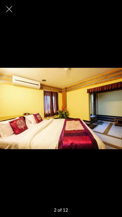 Hotel Yellow Lime *