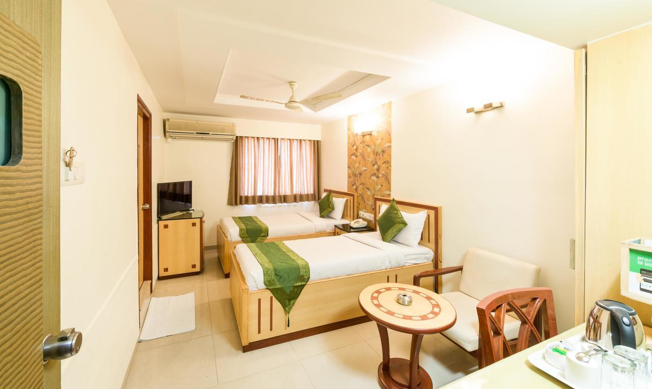 Hotel Treebo Paradise 3*