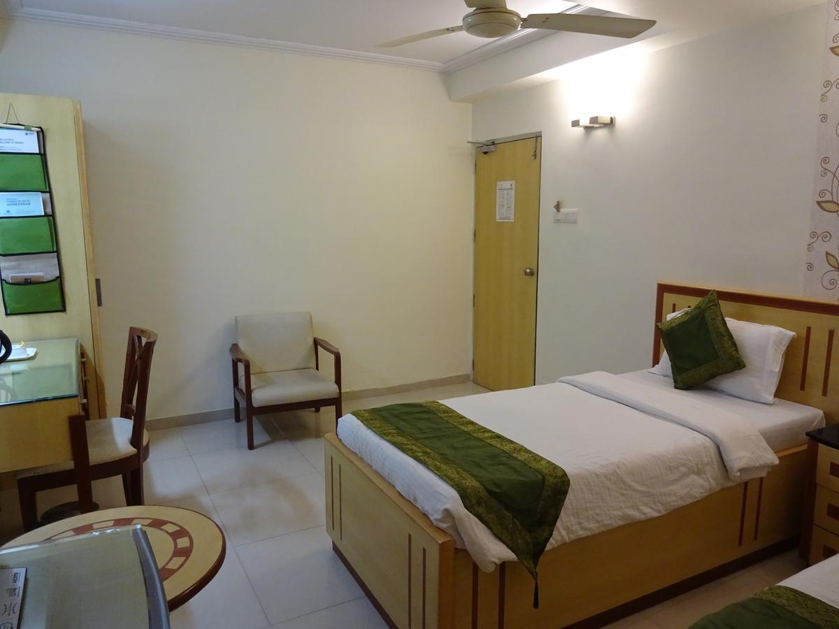 Treebo Paradise Hotel 3*