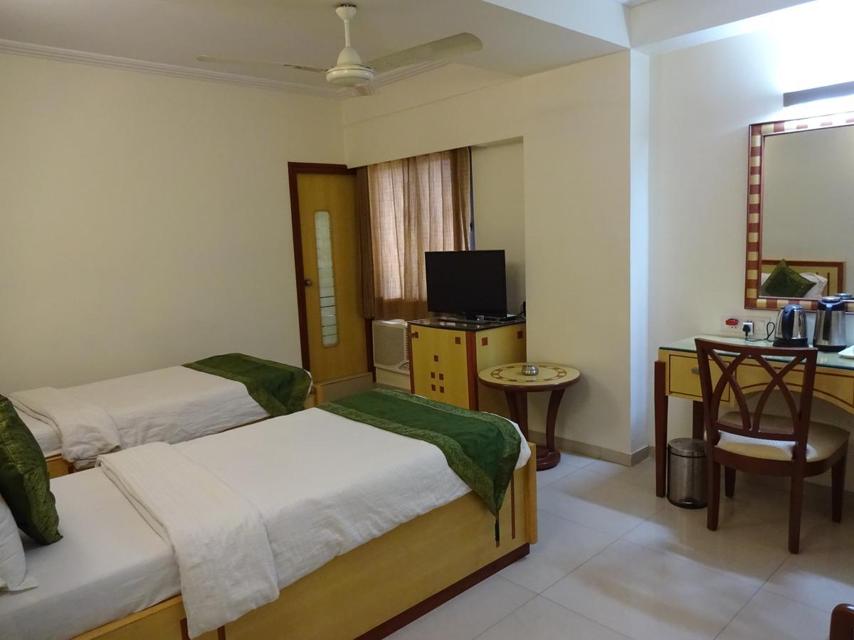 Treebo Paradise Hotel