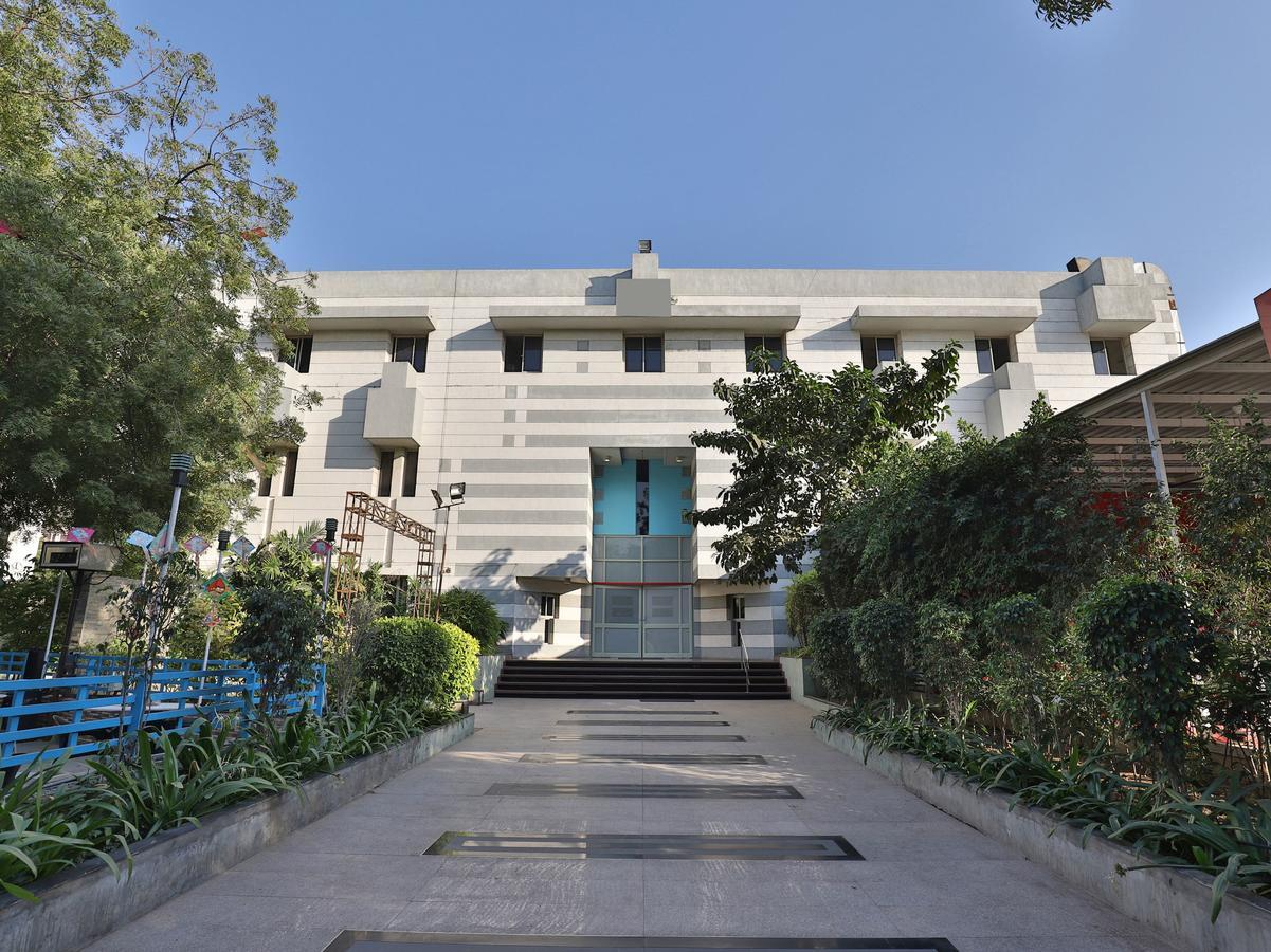 Oyo 5054 Sun-n-step Club 3* Ahmedabad