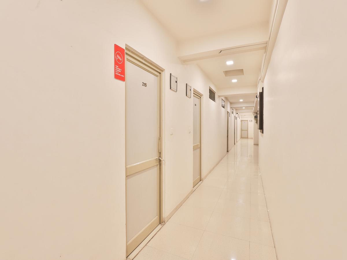 Oyo 5054 Sun-n-step Club Hotel