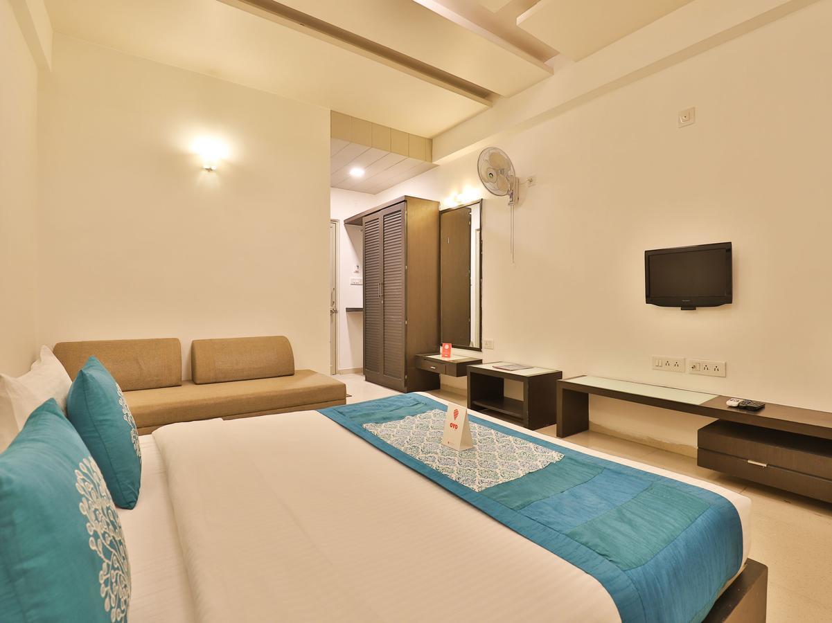 Oyo 5054 Sun-n-step Club Hotel 3*