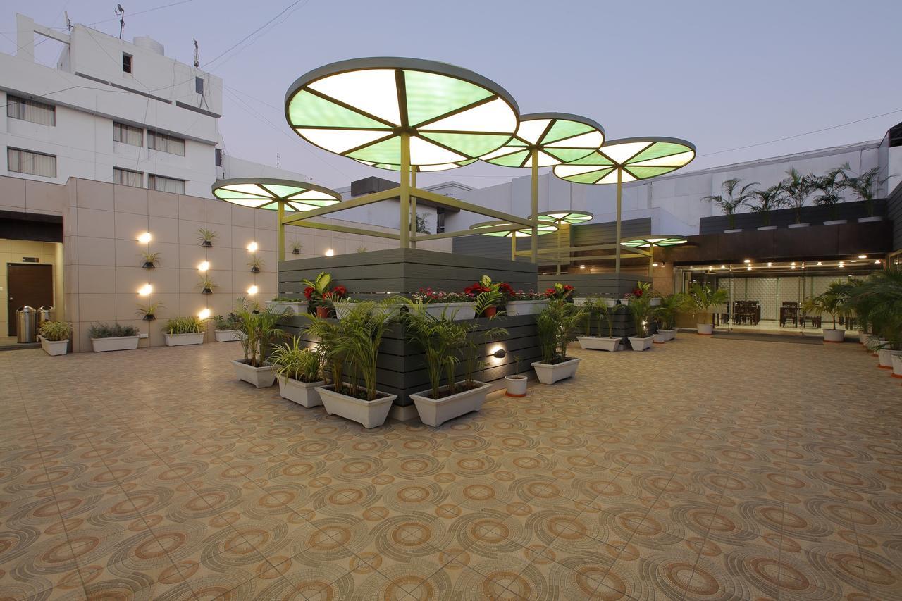 O Ellis Hotel