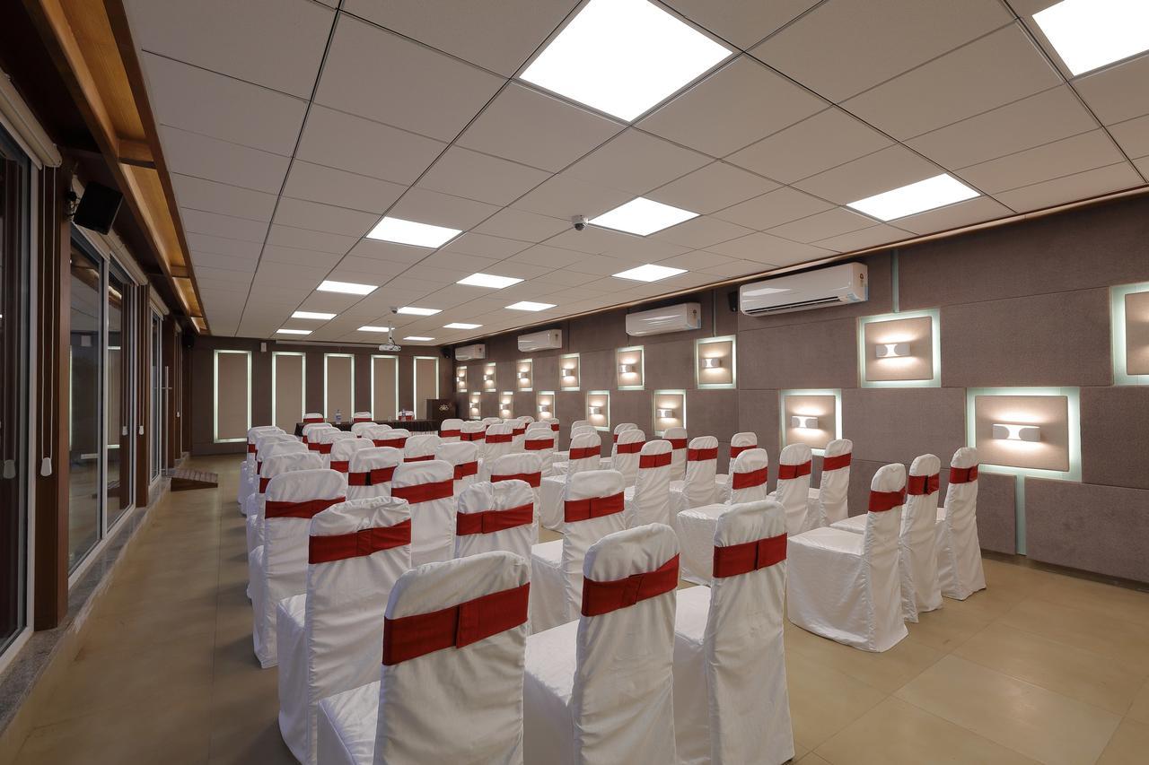 Hotel O Ellis Ahmedabad