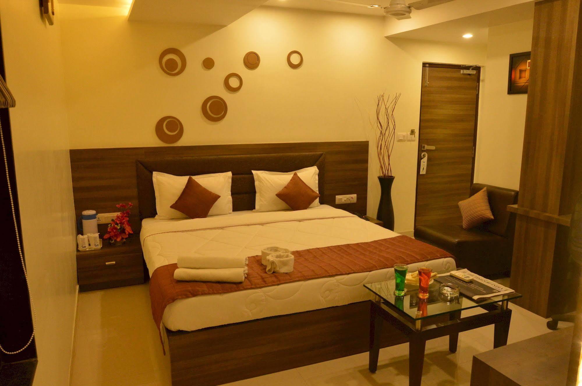 Hotel Ashish