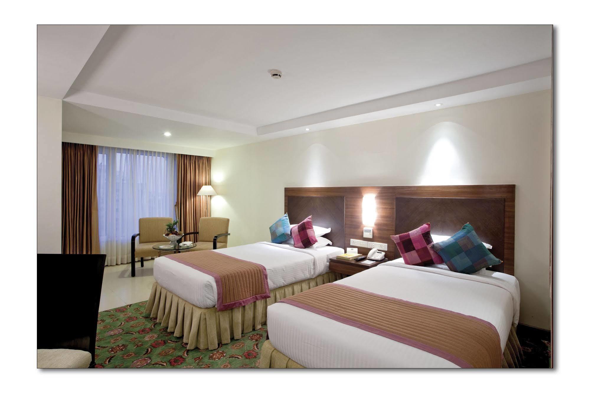 Bloomsuites L 4* Ahmedabad