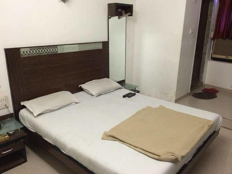 Hotel Kanchan Palace