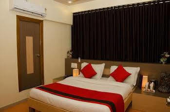 Oyo Prahlad Nagar Garden Hotel 3*