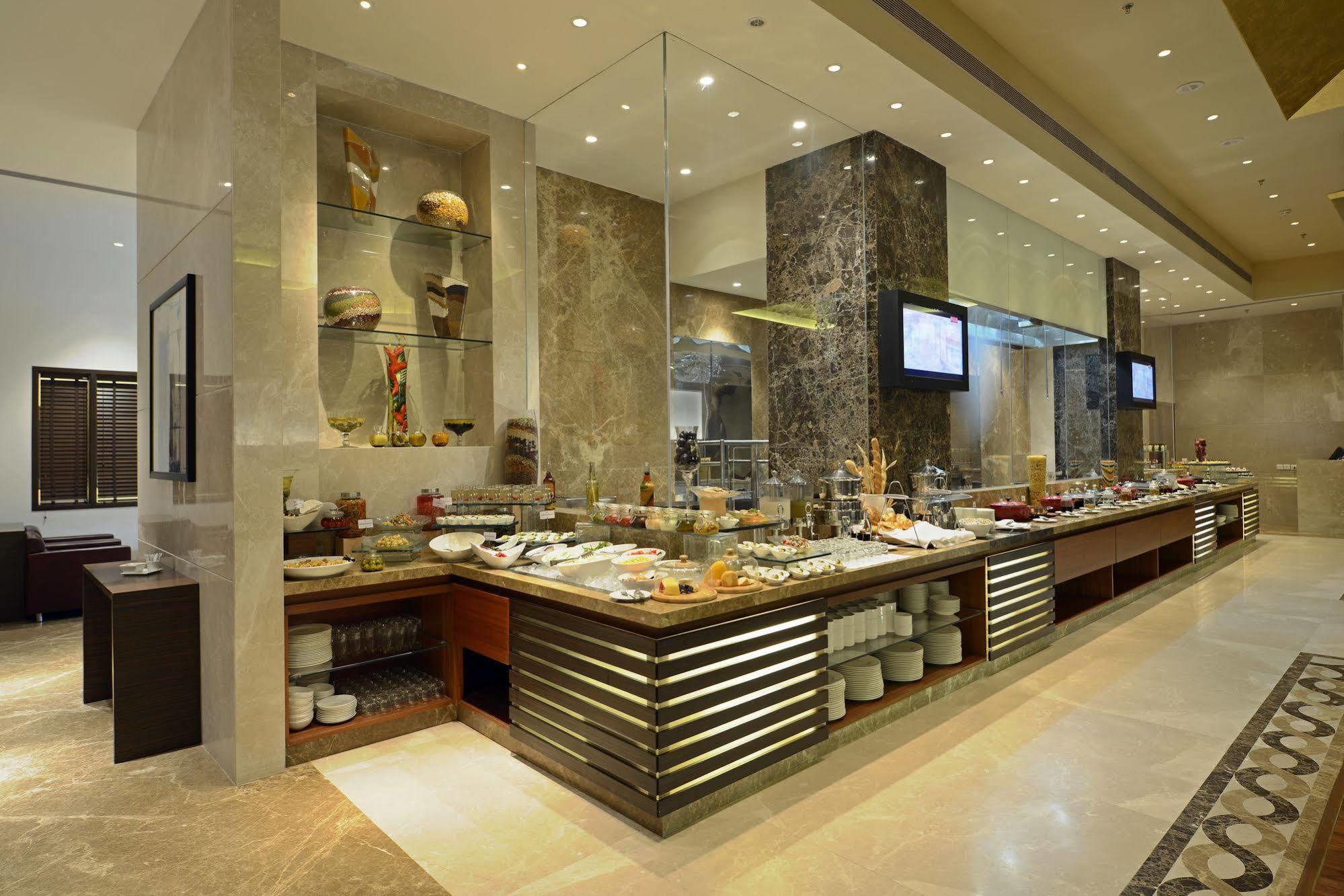 Radisson Blu Hotel 5*