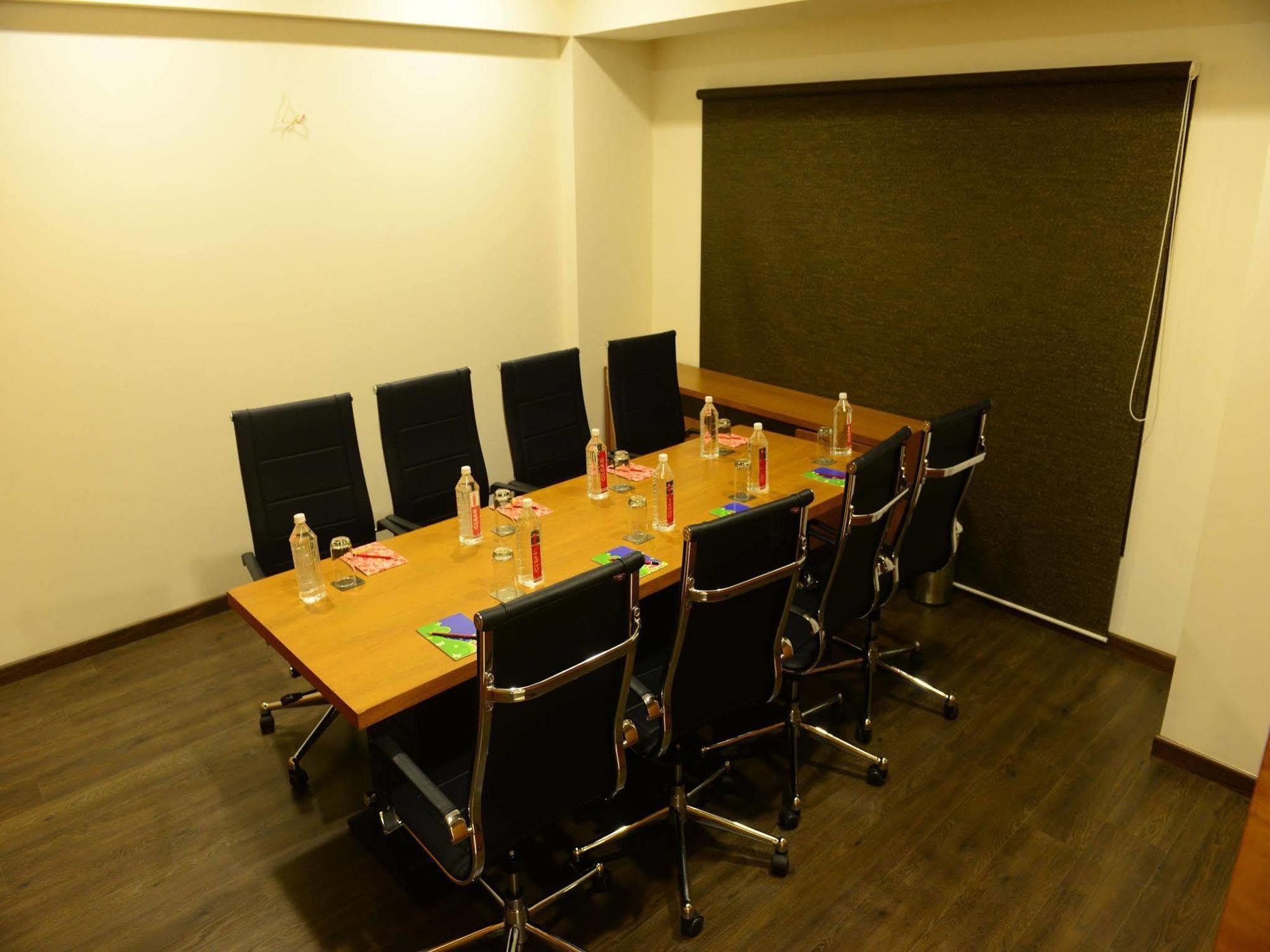 Narayani Heights, Ahmedabad