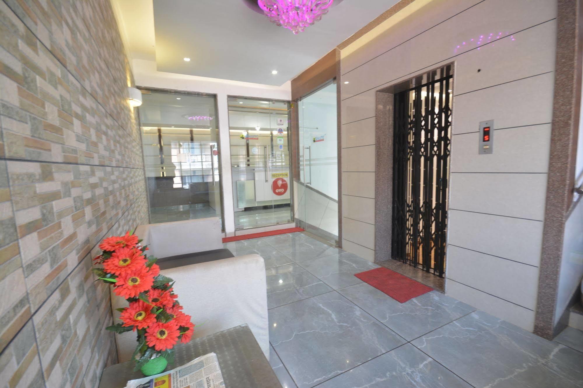 Salute Hotel