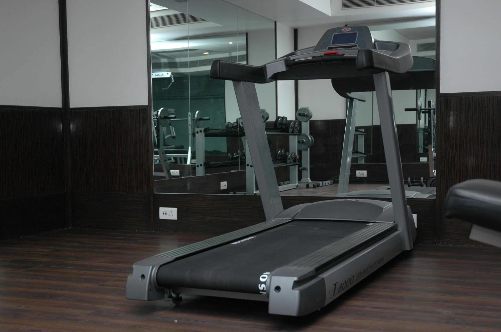Hotel Pride Plaza Hotel, 5*