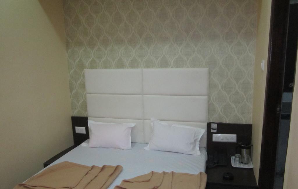 Maruti 2* Ahmedabad