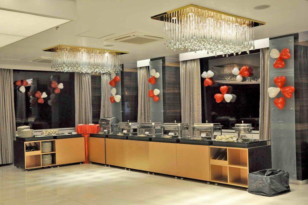 Hotel Comfort Sunset Ahmedabad