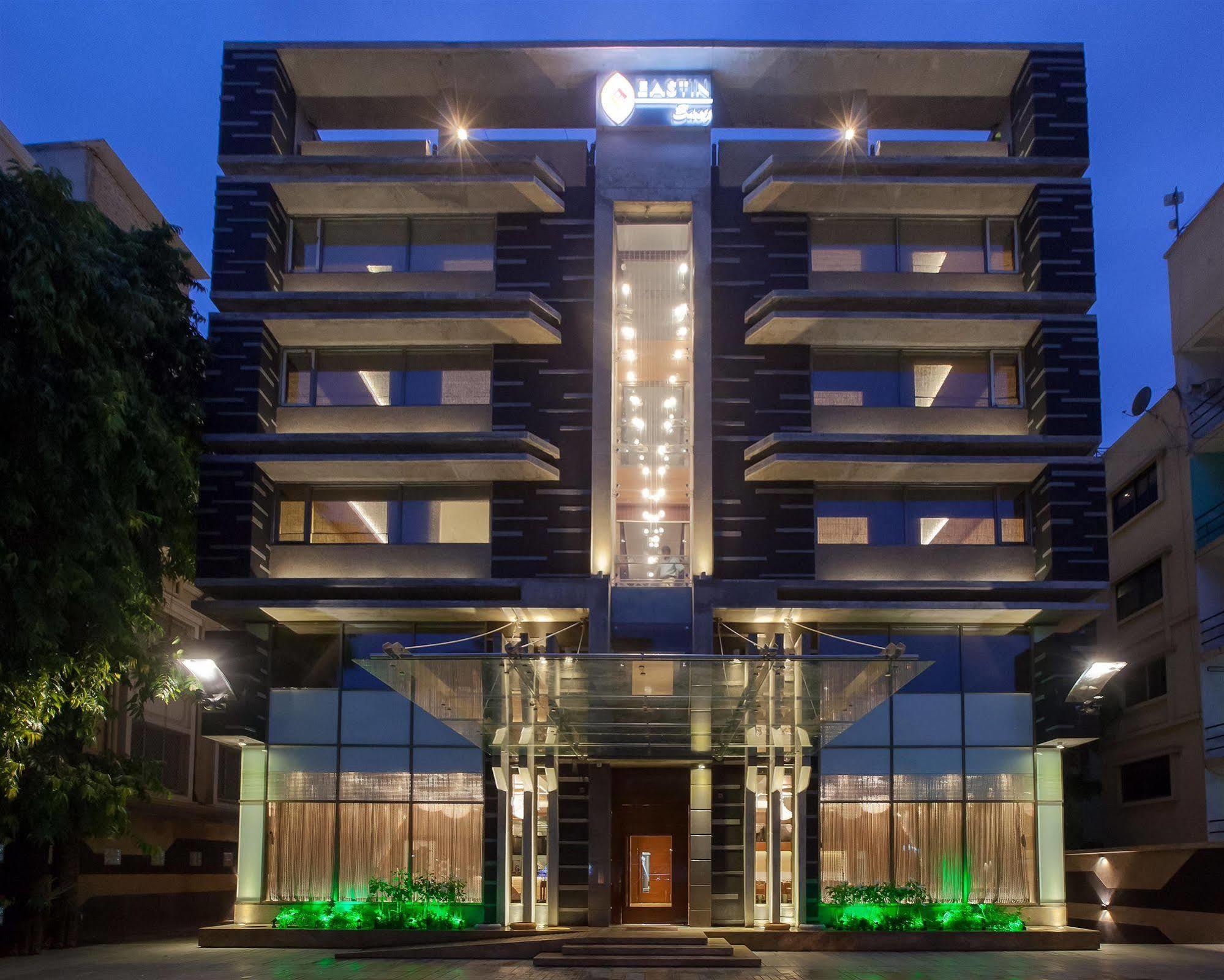 Cosmopolitan Hotel
