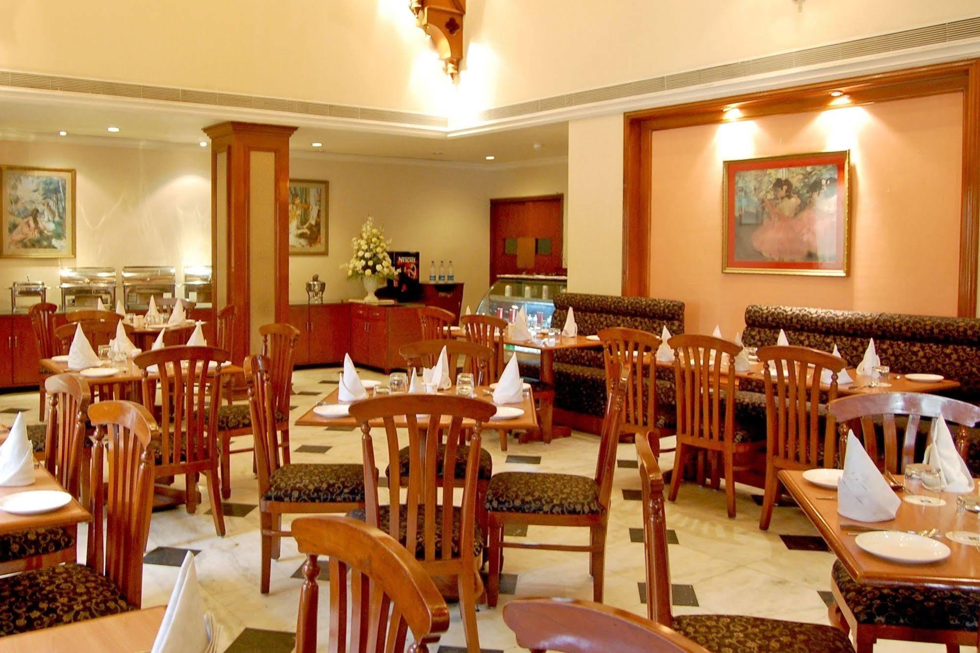 Comfort Sunset Hotel