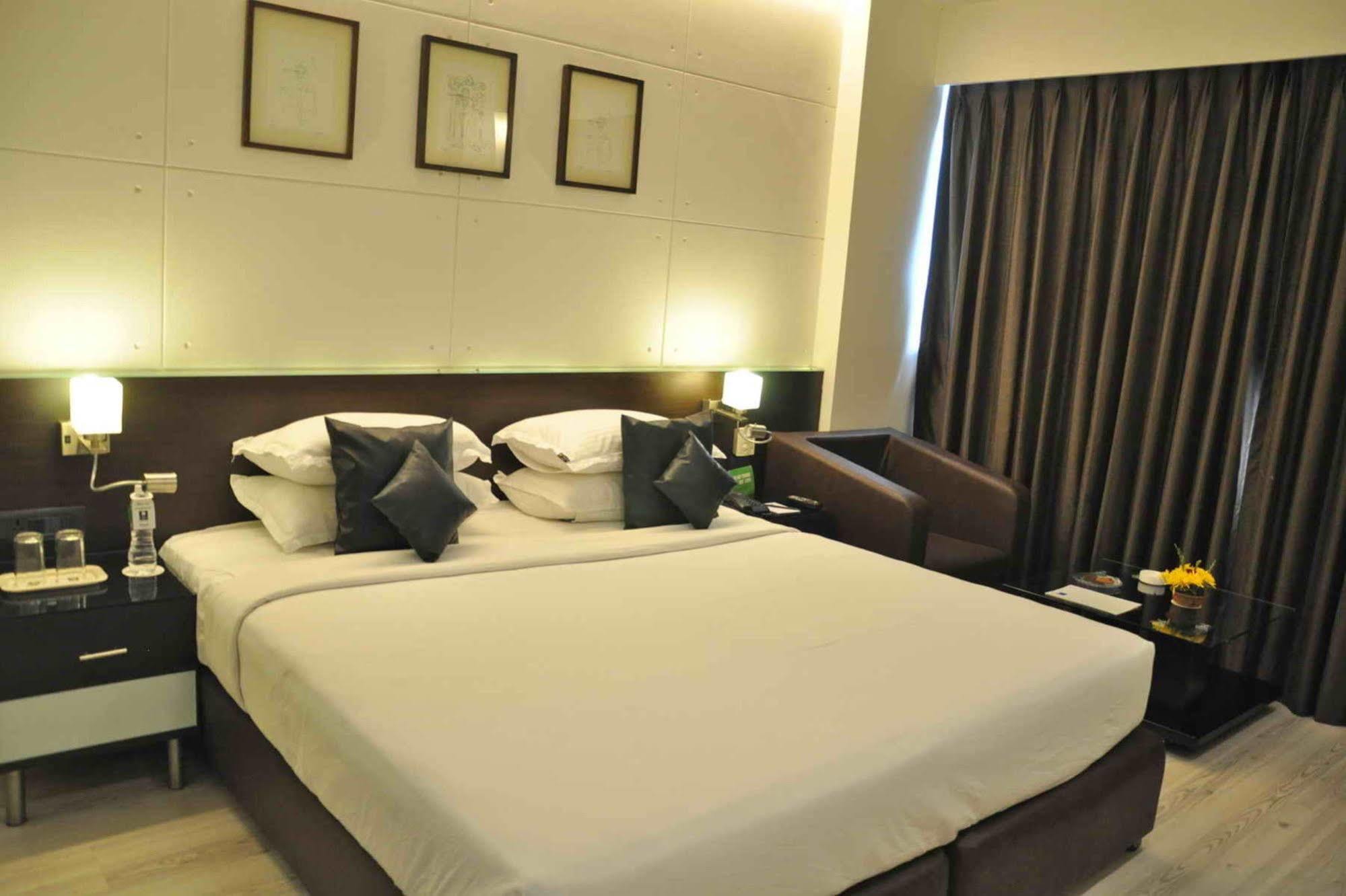 Hotel Comfort Sunset 3*
