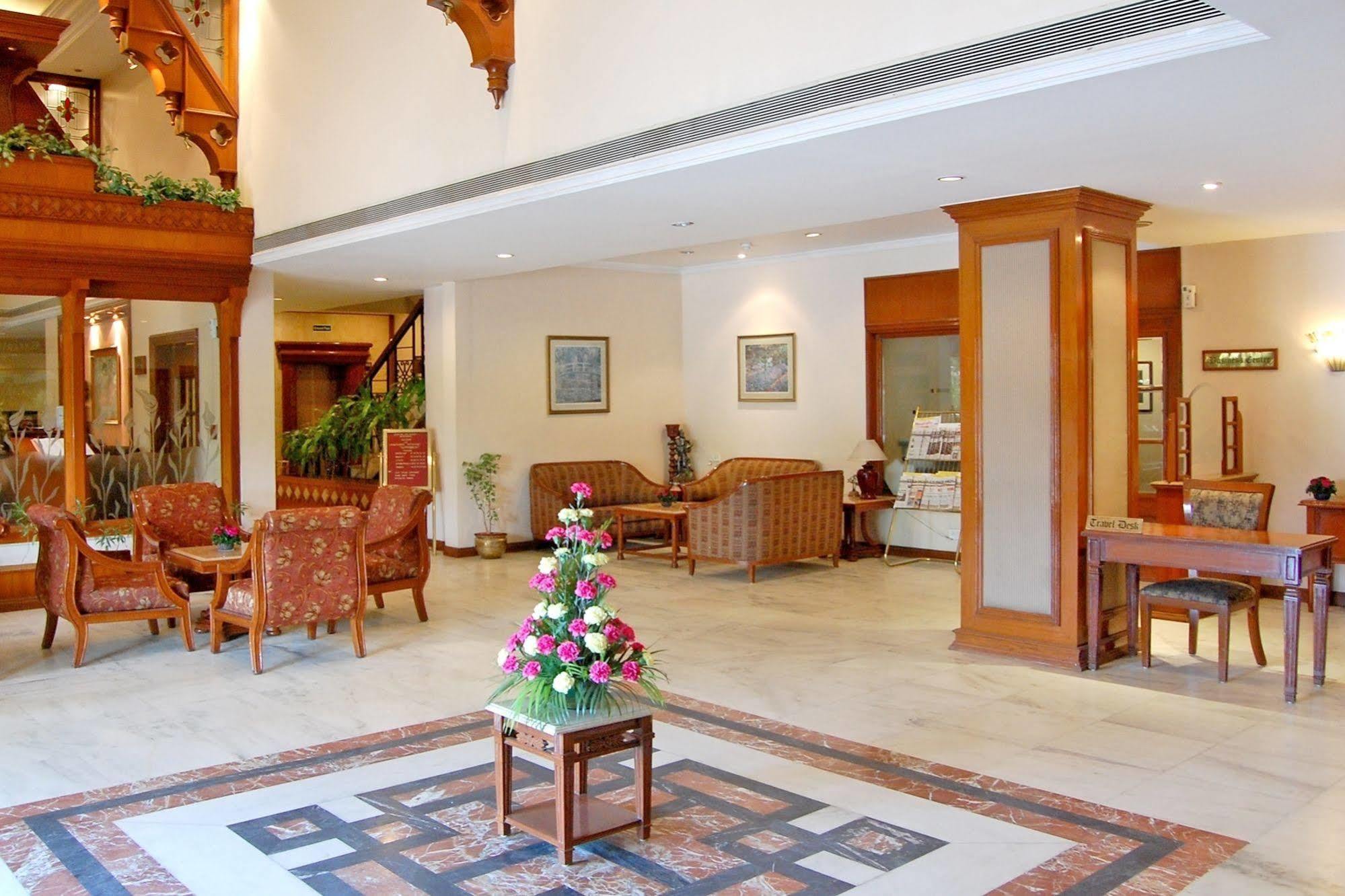 Hotel Comfort Sunset 3*