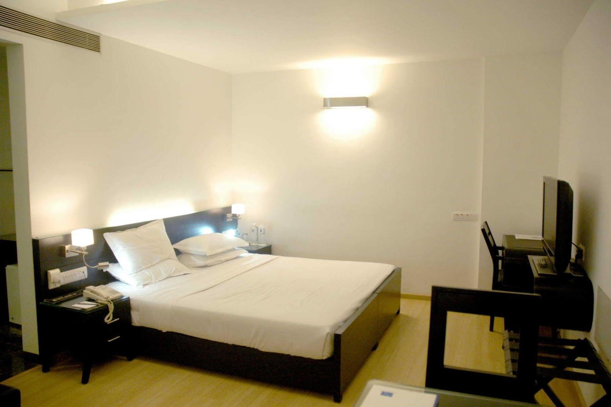 Comfort Sunset Hotel