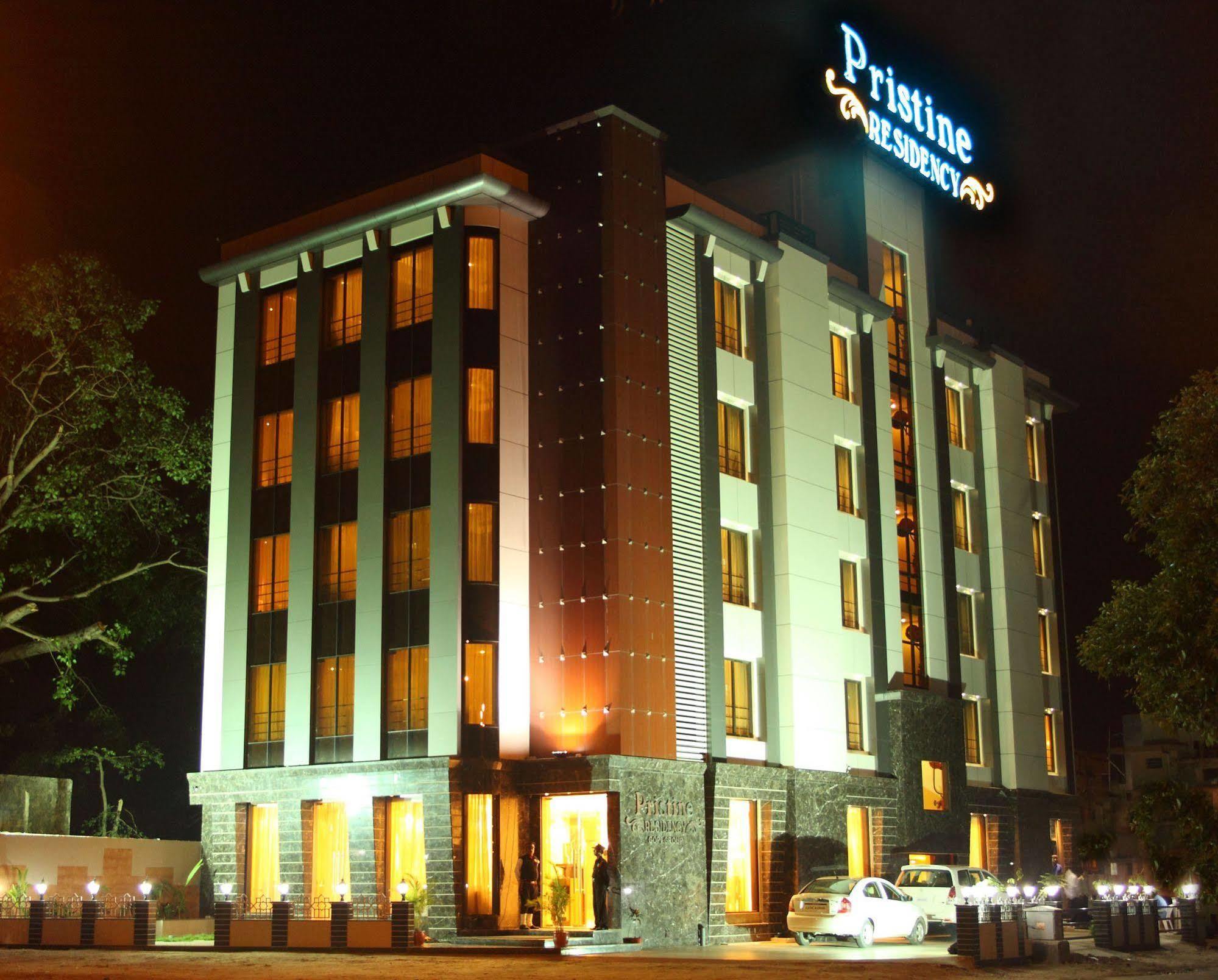 Hotel Pristine Residency Ahmedabad