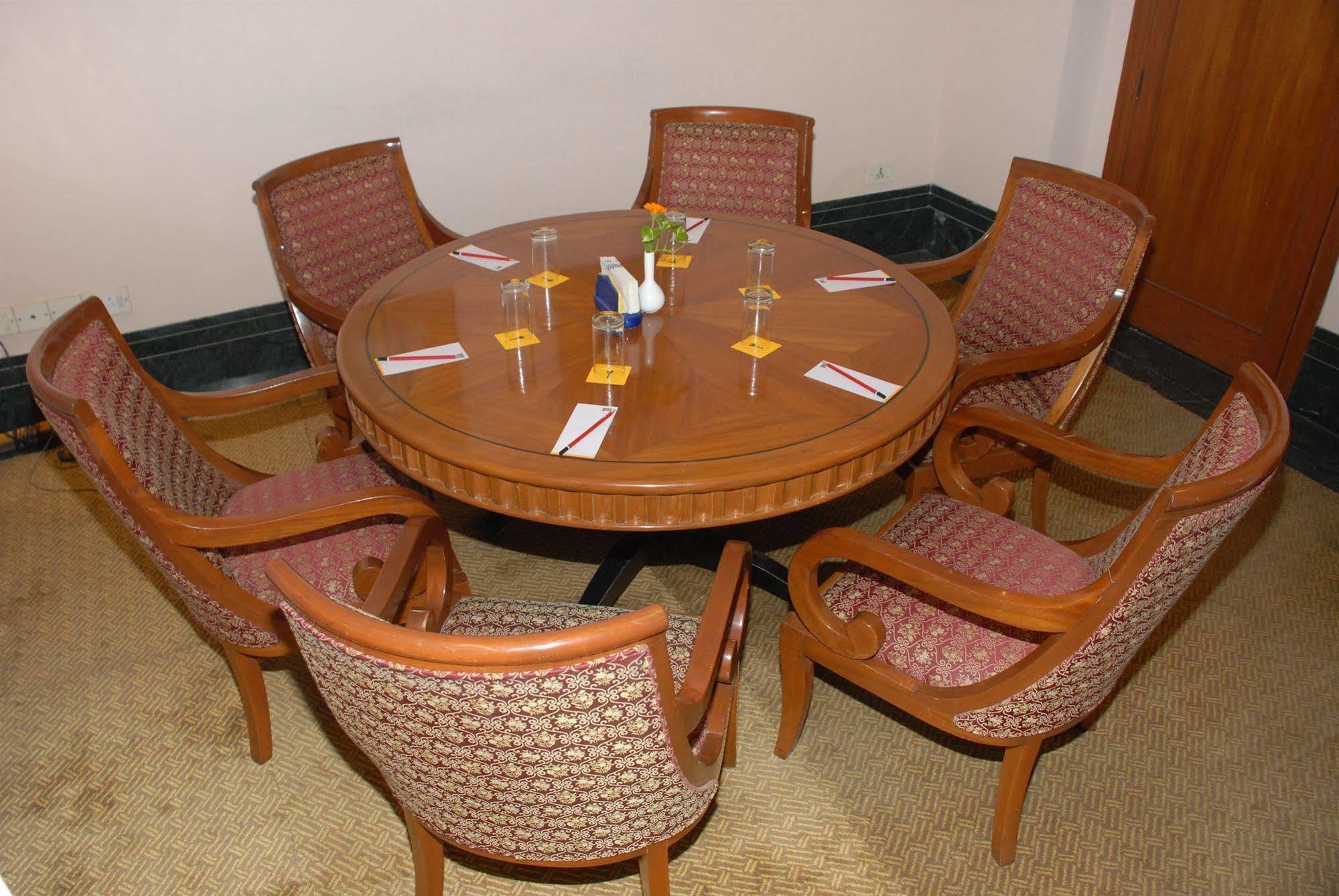 Hotel The Cama - A Sabarmati Riverfront 4*