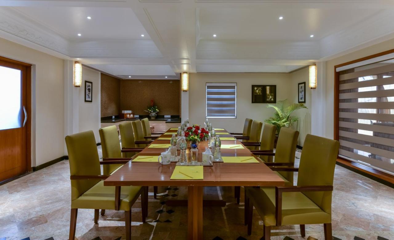 Hotel Lemon Tree Premier “the Atrium” Ahmedabad