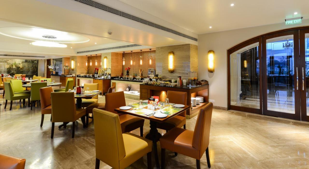 Lemon Tree Premier “the Atrium” Hotel 4*