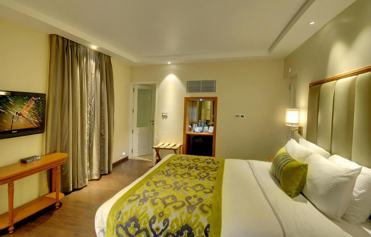 Lemon Tree Premier “the Atrium” Hotel 4*
