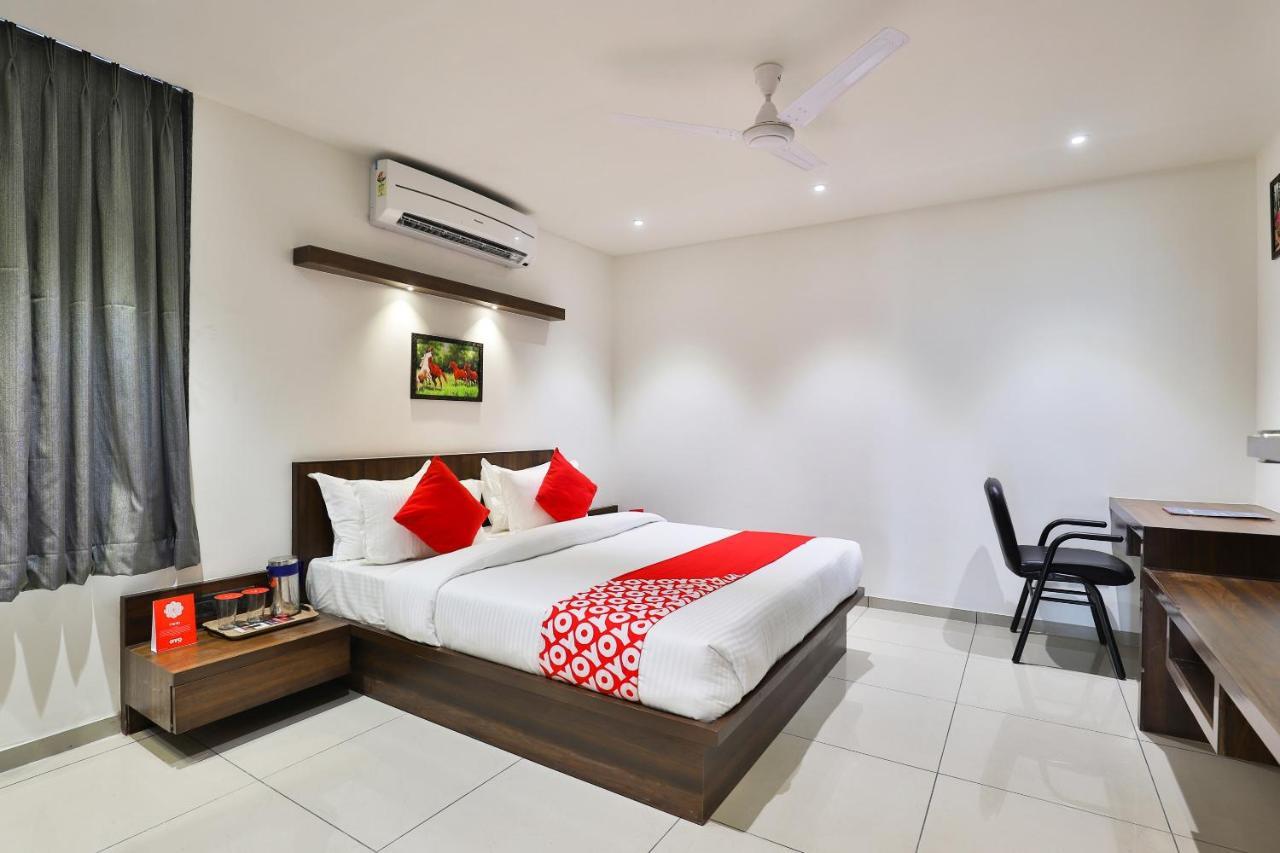 Hotel Oyo 16604 Sparsh 3*