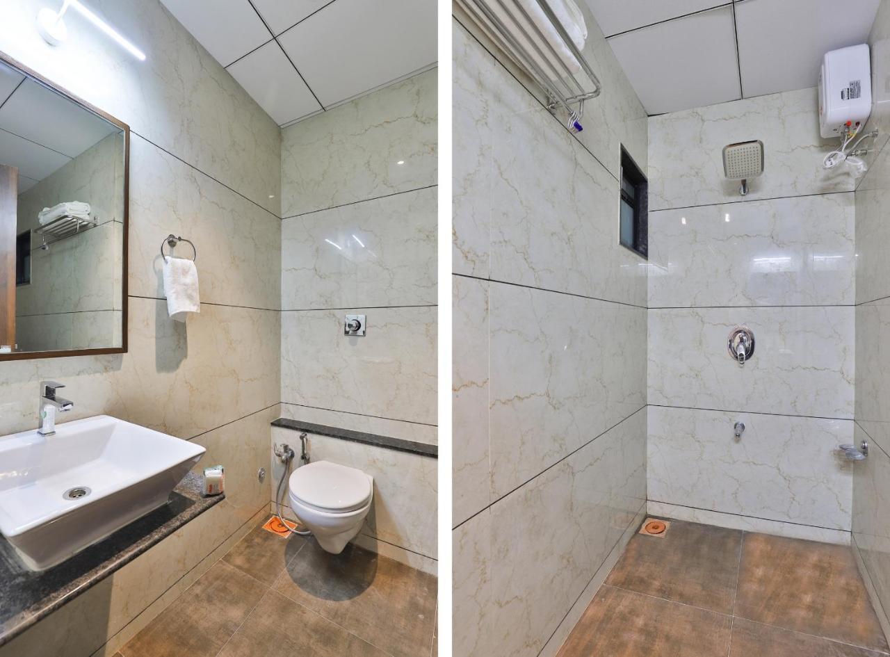 Oyo 16604 Sparsh Ahmedabad