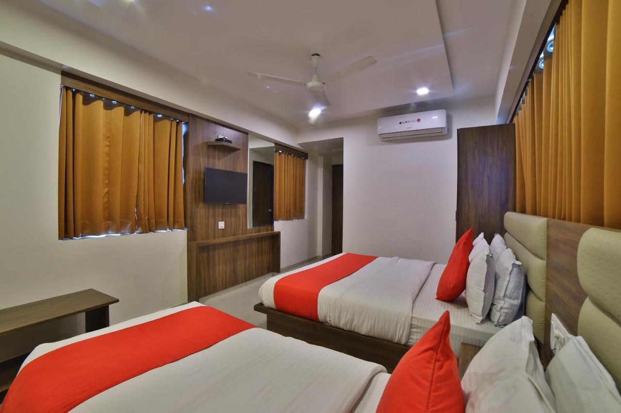 Oyo 11922 Sunstar 3*