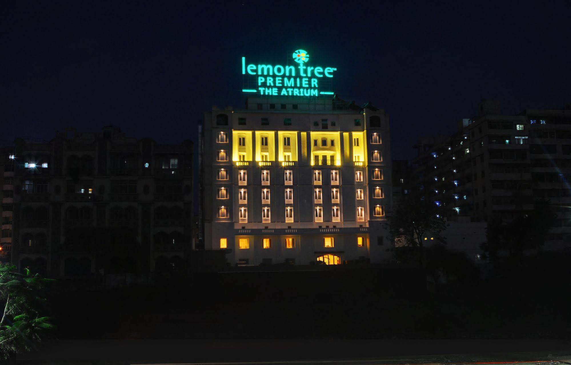 Hotel Lemon Tree Premier “the Atrium”