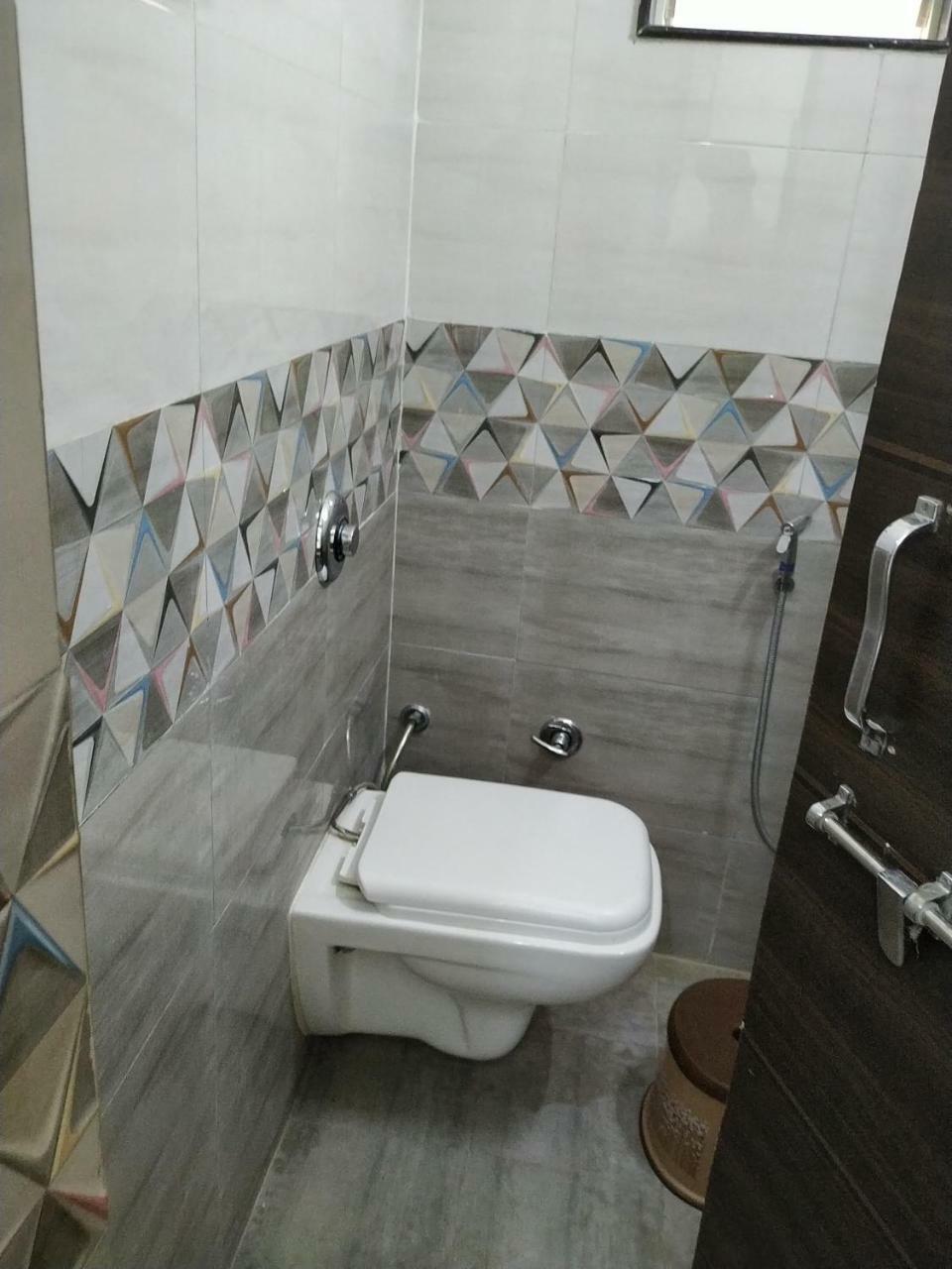 Hotel Basera