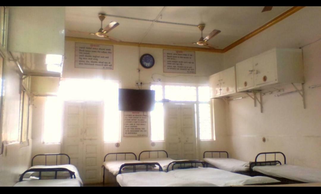Hotel Uttam Nivas