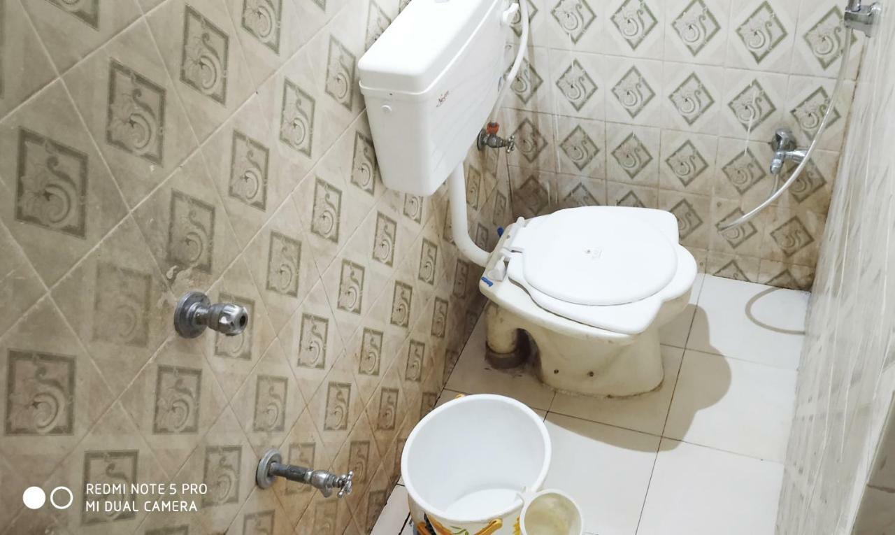 Hotel Uttam Nivas Ahmedabad