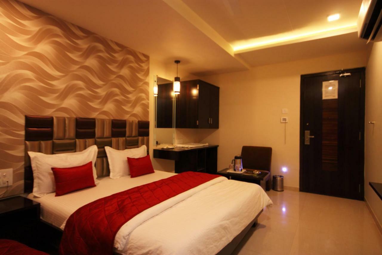 Furaat Hotel 3*