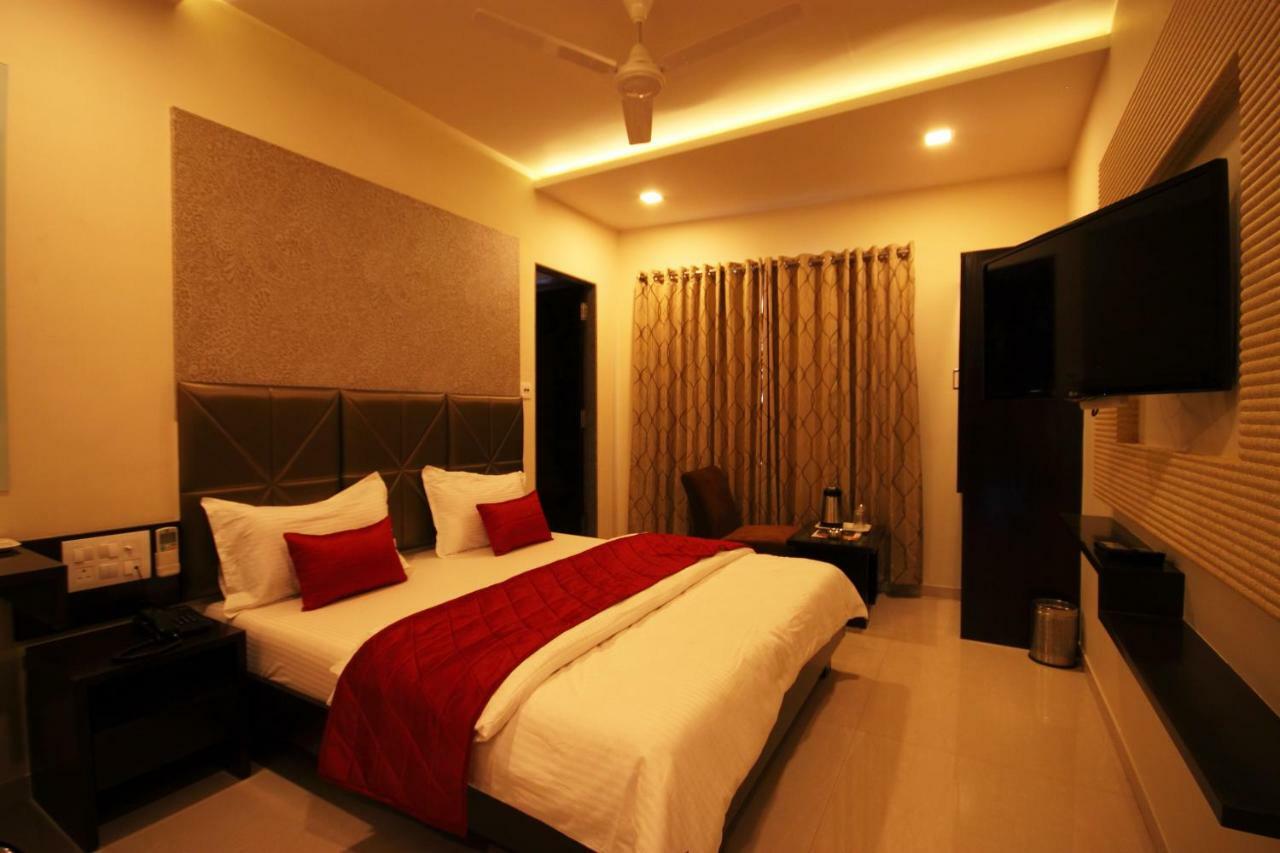 Furaat Hotel 3*