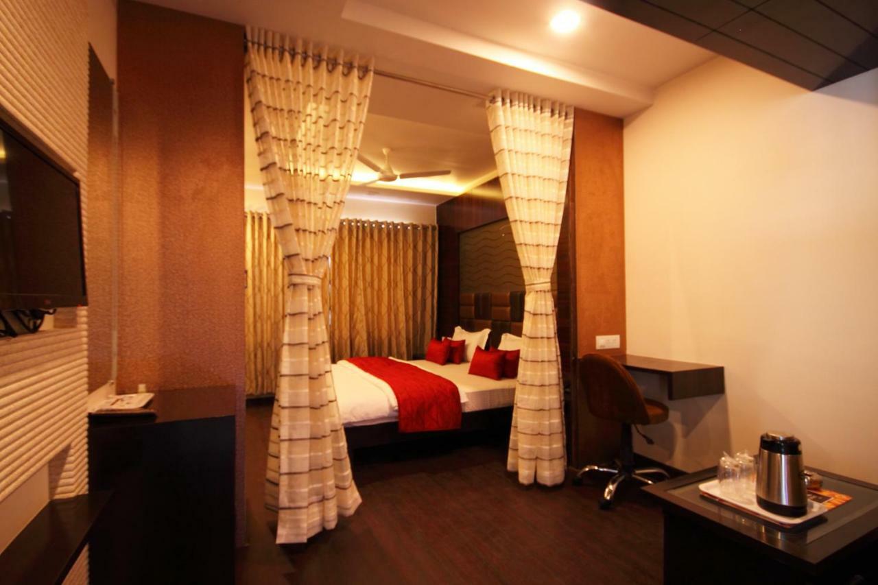 Furaat Hotel 3*